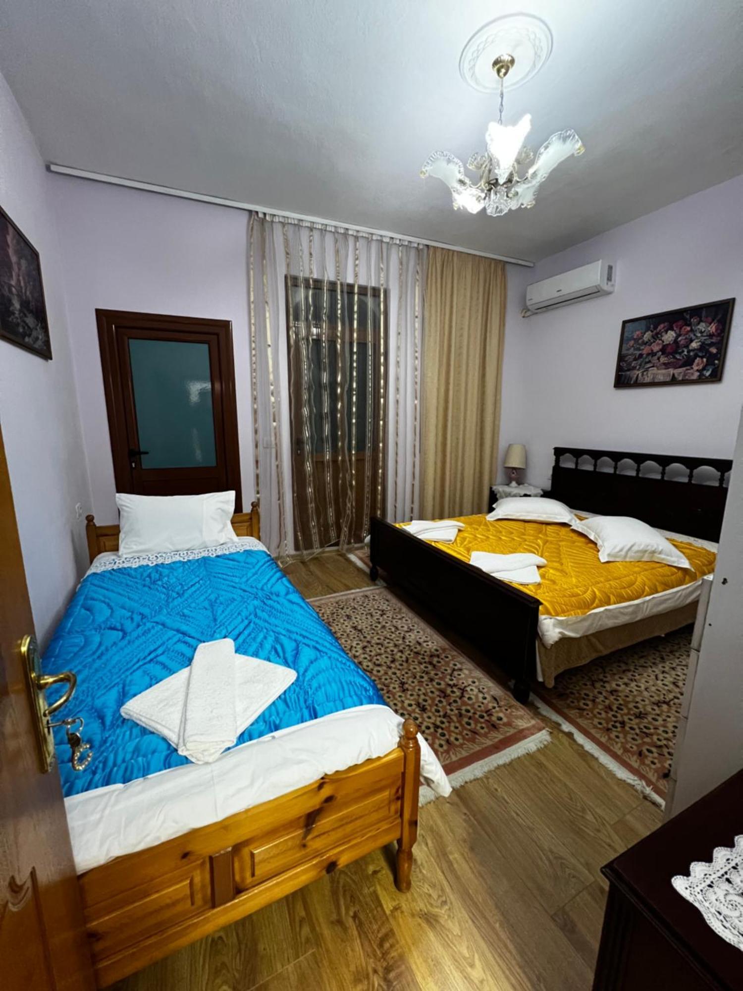 Luigi Guest House Гирокастра Экстерьер фото